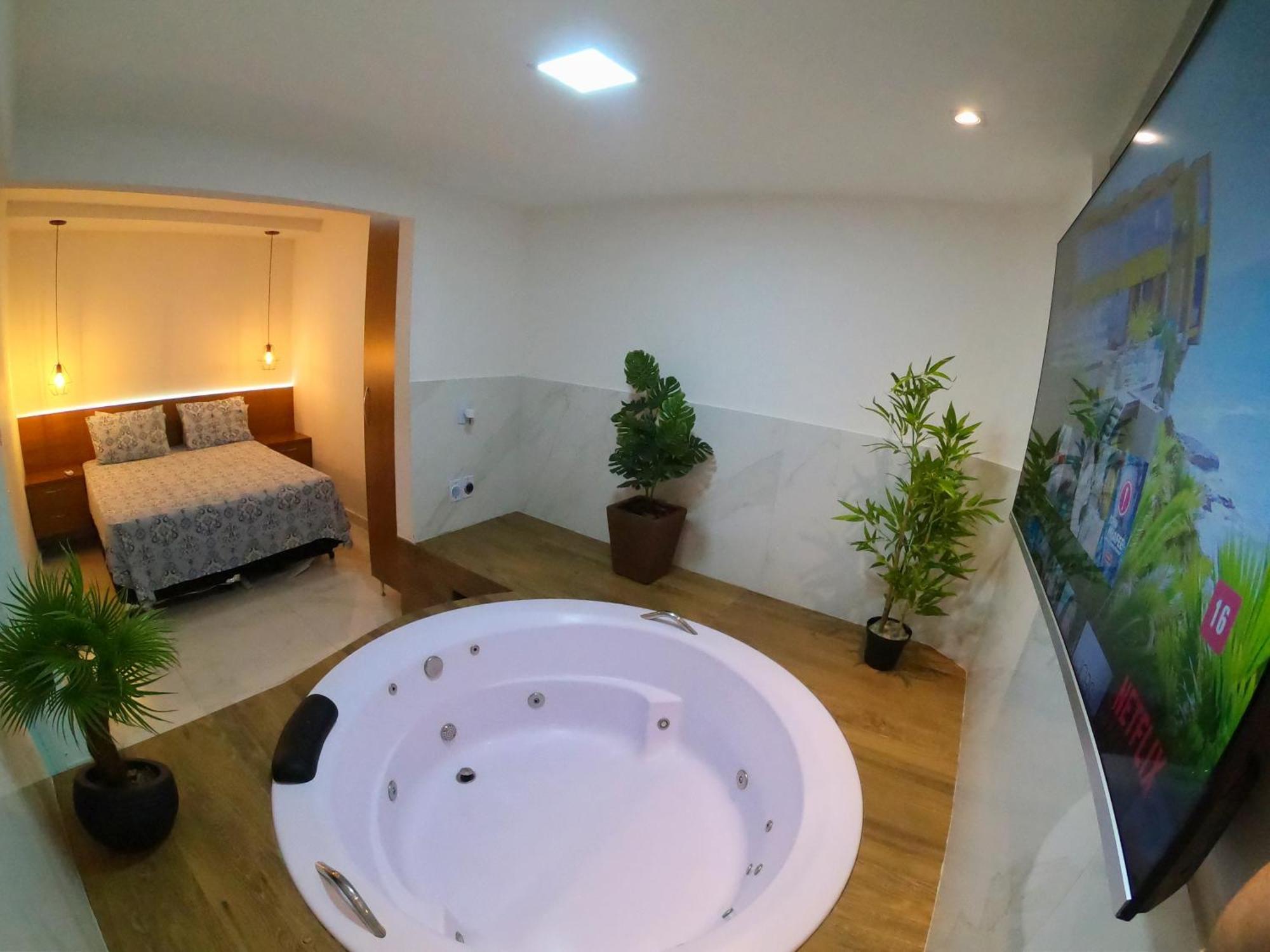 Th 101 - Flat Com Banheira De Hidromassagem Lägenhet Governador Valadares Exteriör bild