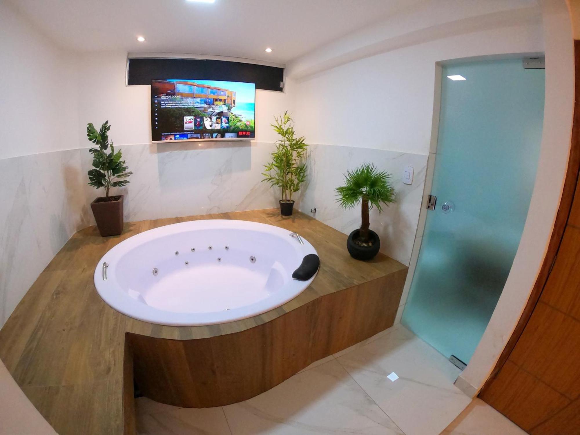 Th 101 - Flat Com Banheira De Hidromassagem Lägenhet Governador Valadares Exteriör bild